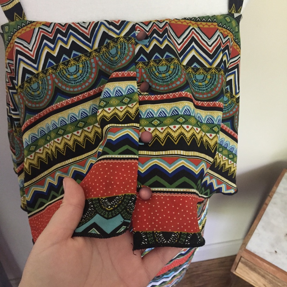 🎉 GLAM Ruffle Top Patterned Mini Dress - Picture 3 of 8